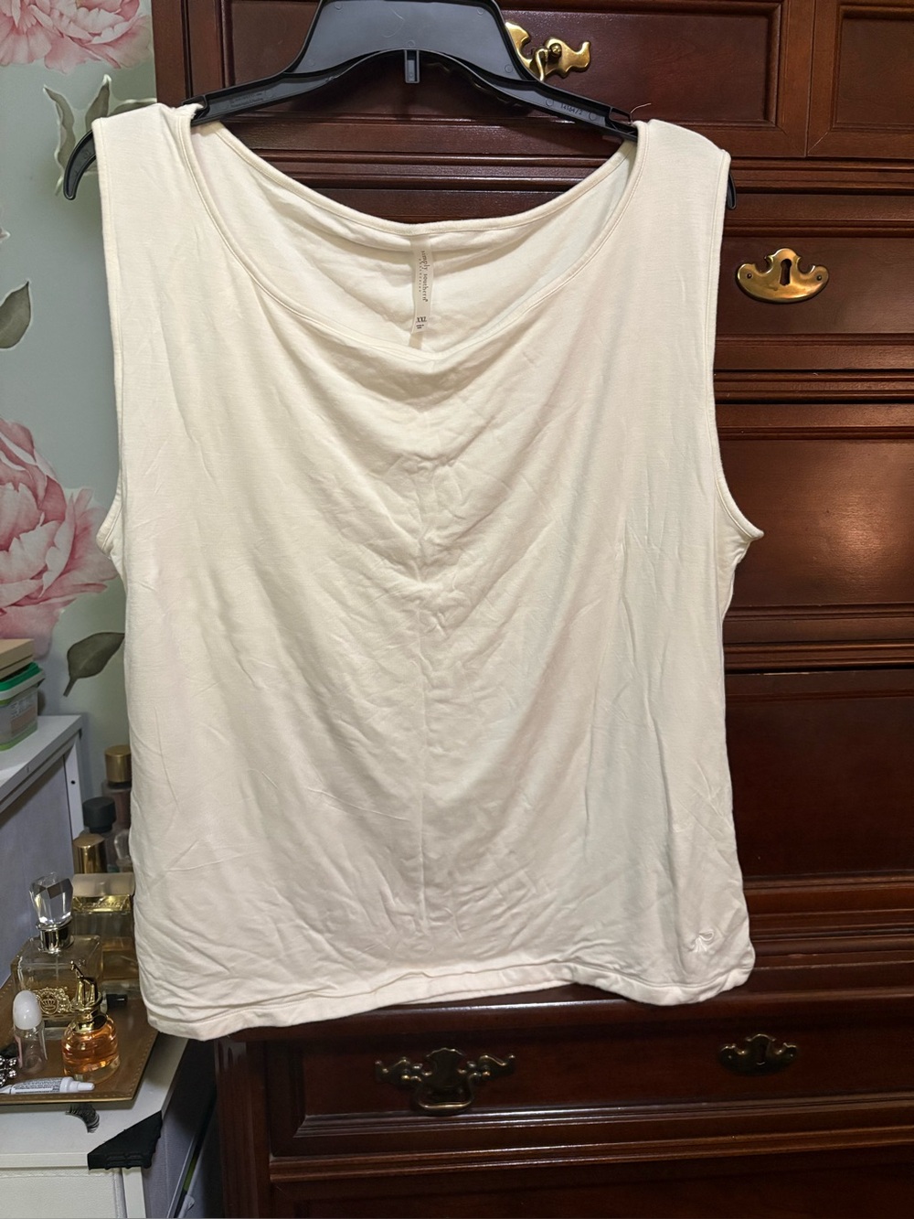 Women’s Simply Southern Sleeveless Ivory soft Top XXL